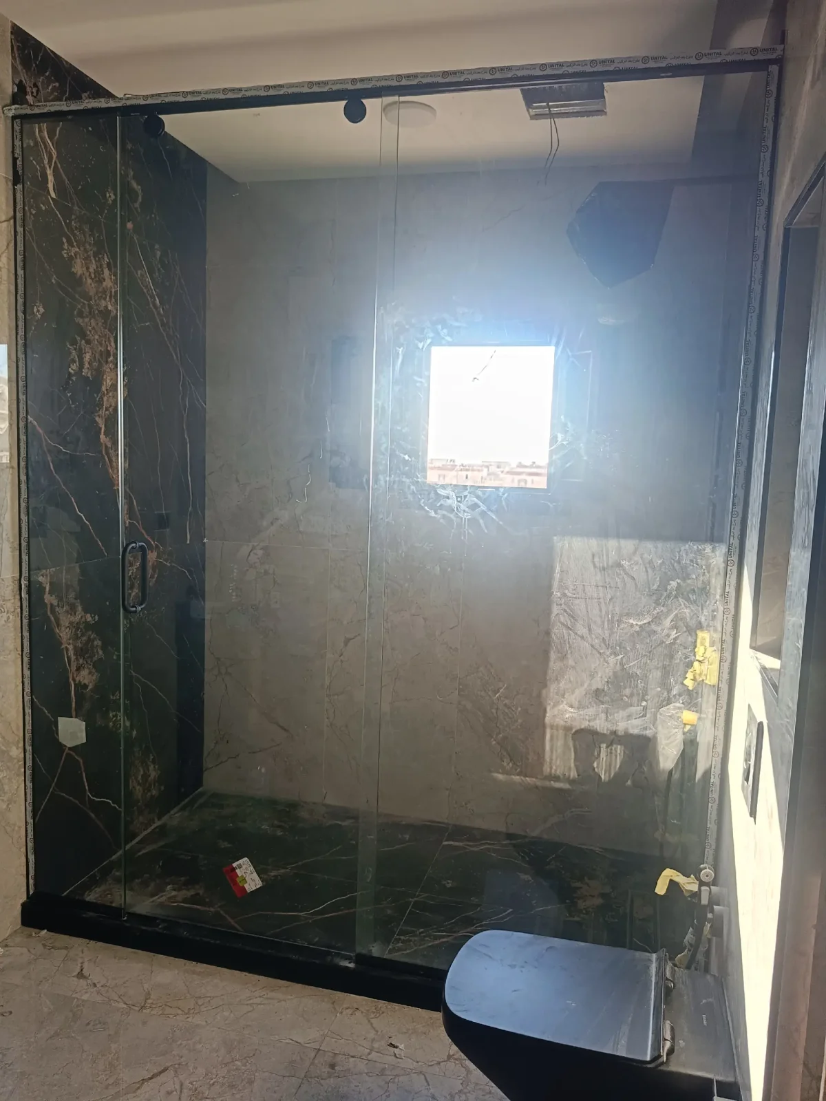 زجاج سيكوريت في الجيزة
