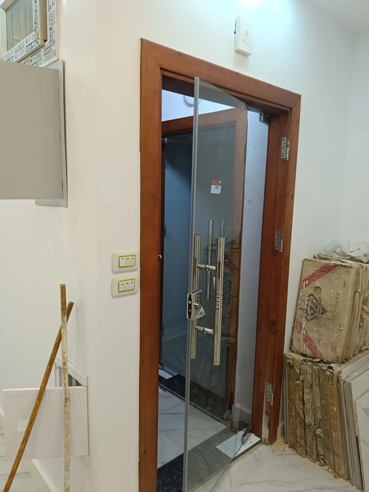 زجاج سيكوريت في القاهرة